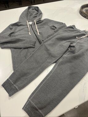 Spiritual Gangster men’s matching set gray sweat set size medium